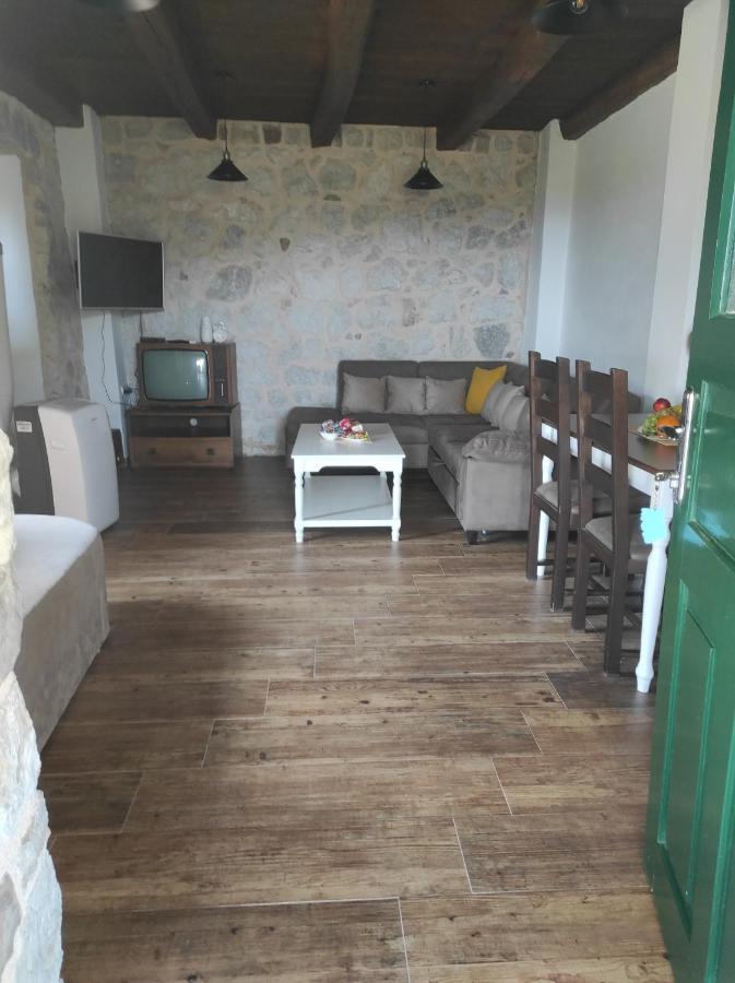 Rustic Stone House Villa Bar Buitenkant foto